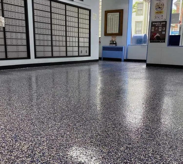 Decorative flake concrete floor